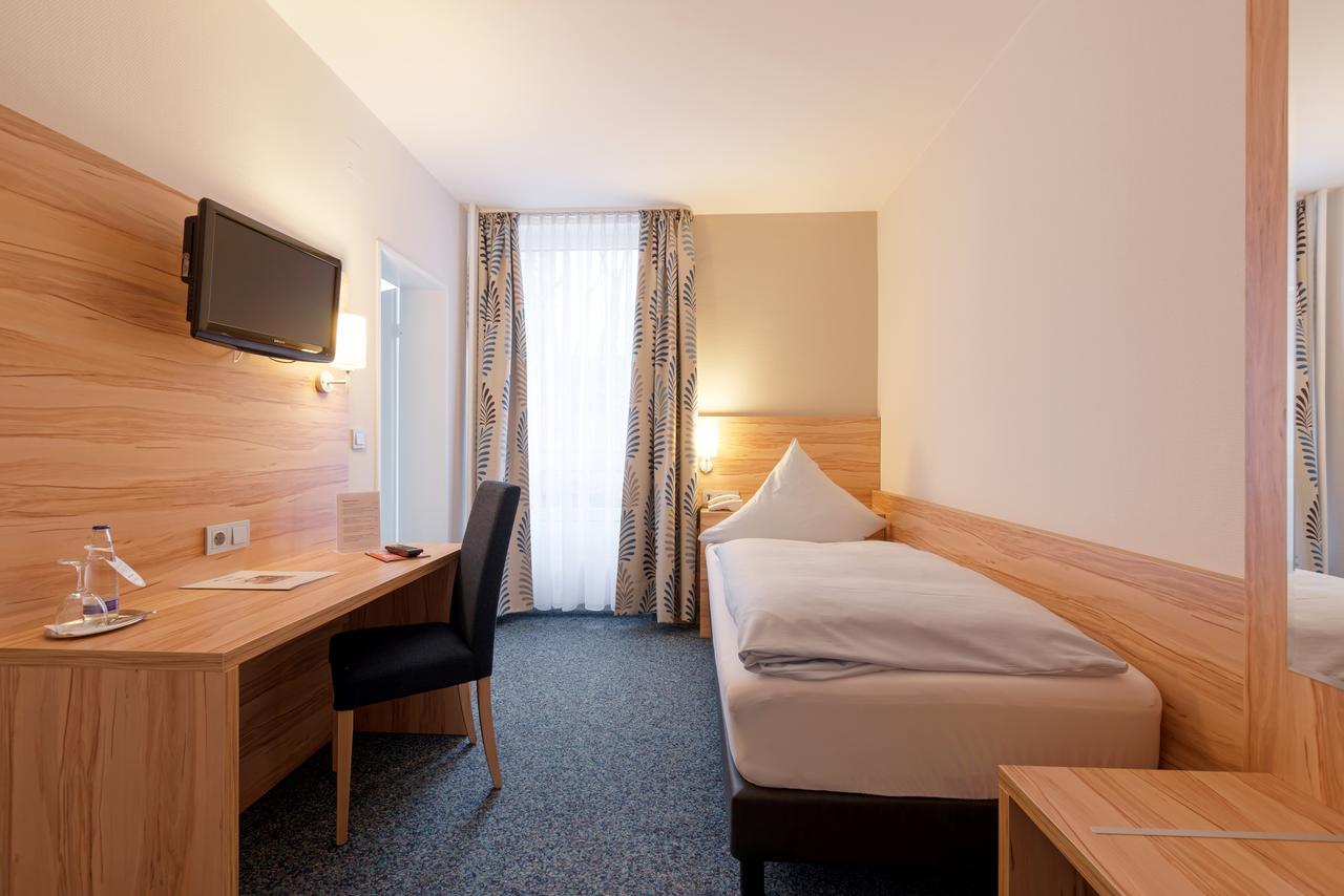 alfa hotel Sankt Ingbert Kültér fotó